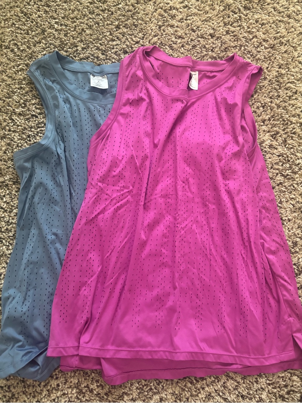 Women's Sleeveless Athletic Tank Top Set